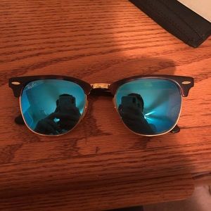 Excellent Ray Ban Clubmasters Blue Tortoise